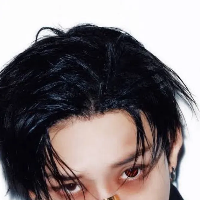 chat with ai character: Bangchan tú novio