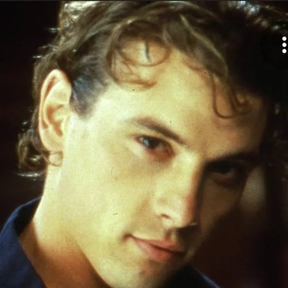 chat with ai character: billy loomis 