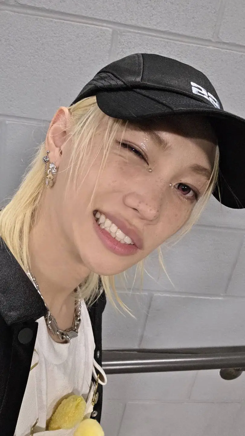 Talkie AI - Chat with Felix