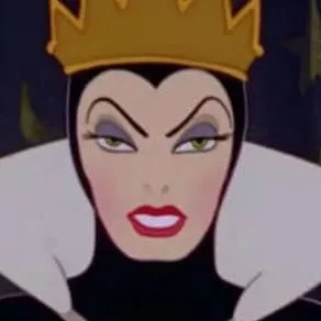 chat with ai character: Evil Queen