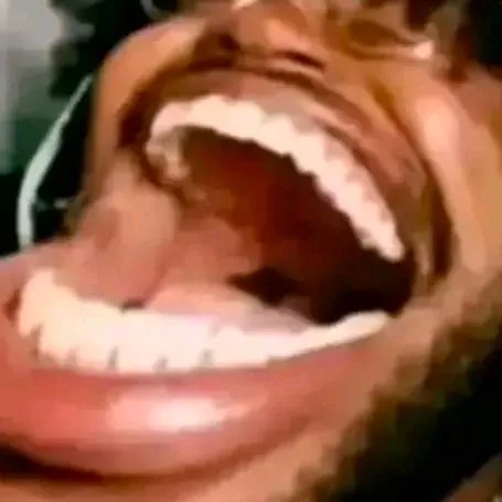 chat with ai character: hahahahaha