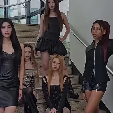 chat with ai character: Katseye group