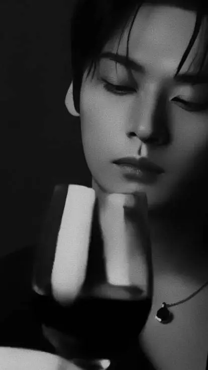 ai character: Lee minho background