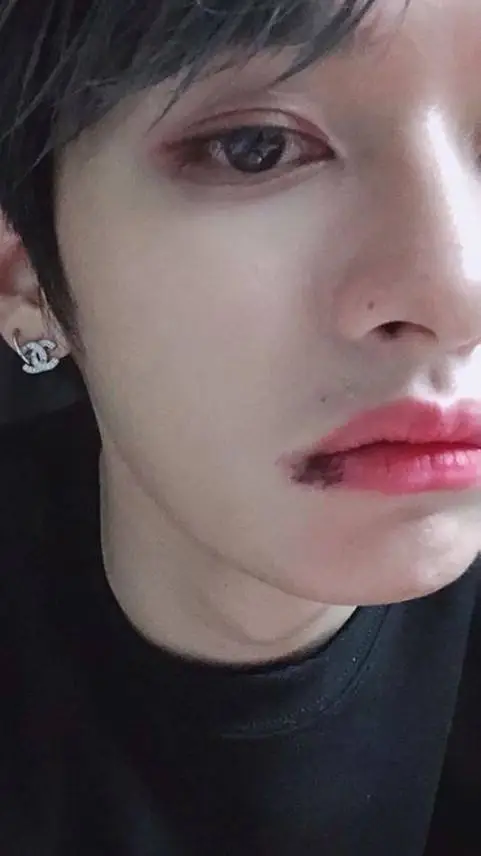 ai character: Minho background