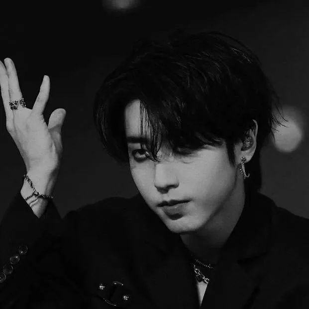 chat with ai character: Han jisung