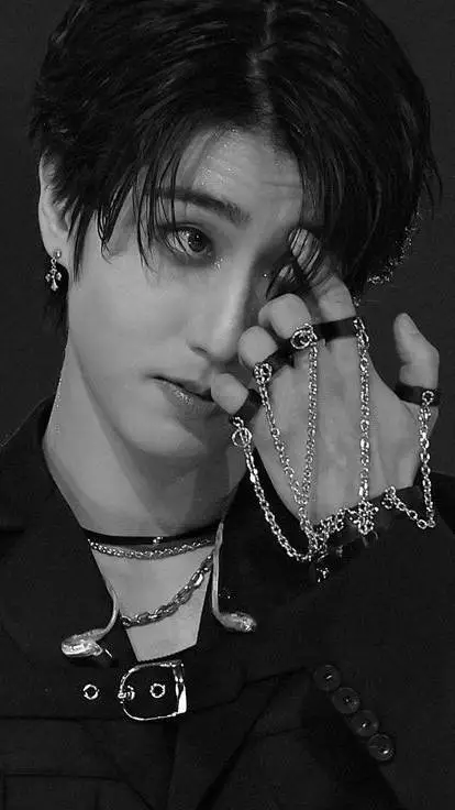 ai character: Han Jisung background