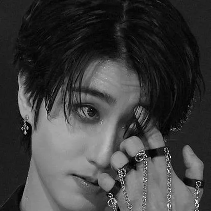chat with ai character: Han Jisung