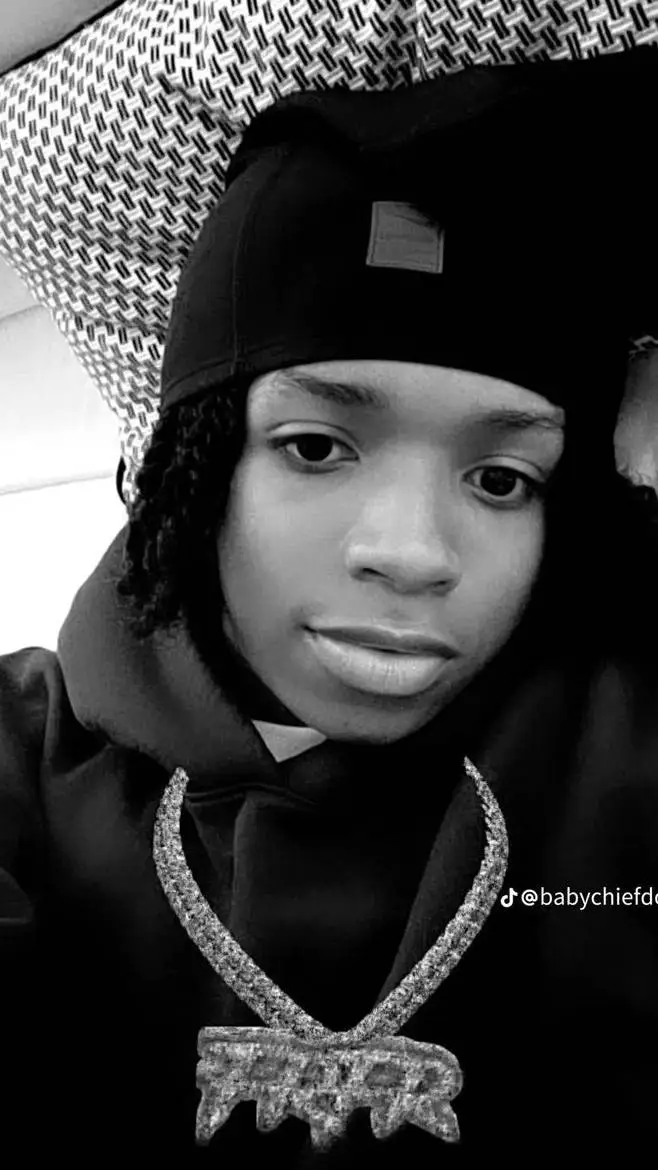 ai character: babychifedoit  background