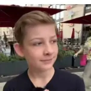 chat with ai character: Fabian Kurse