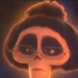 chat with ai character: tia Victoria 