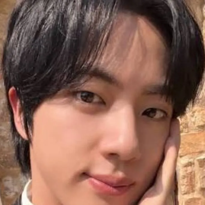 chat with ai character: Jin