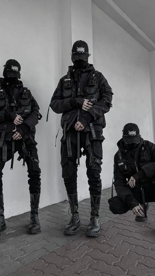 ai character: Pelin  background