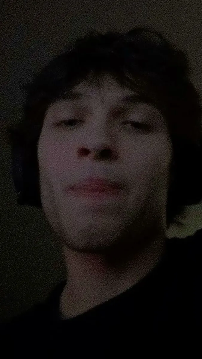 Talkie AI - Chat with Chris sturniolo. 