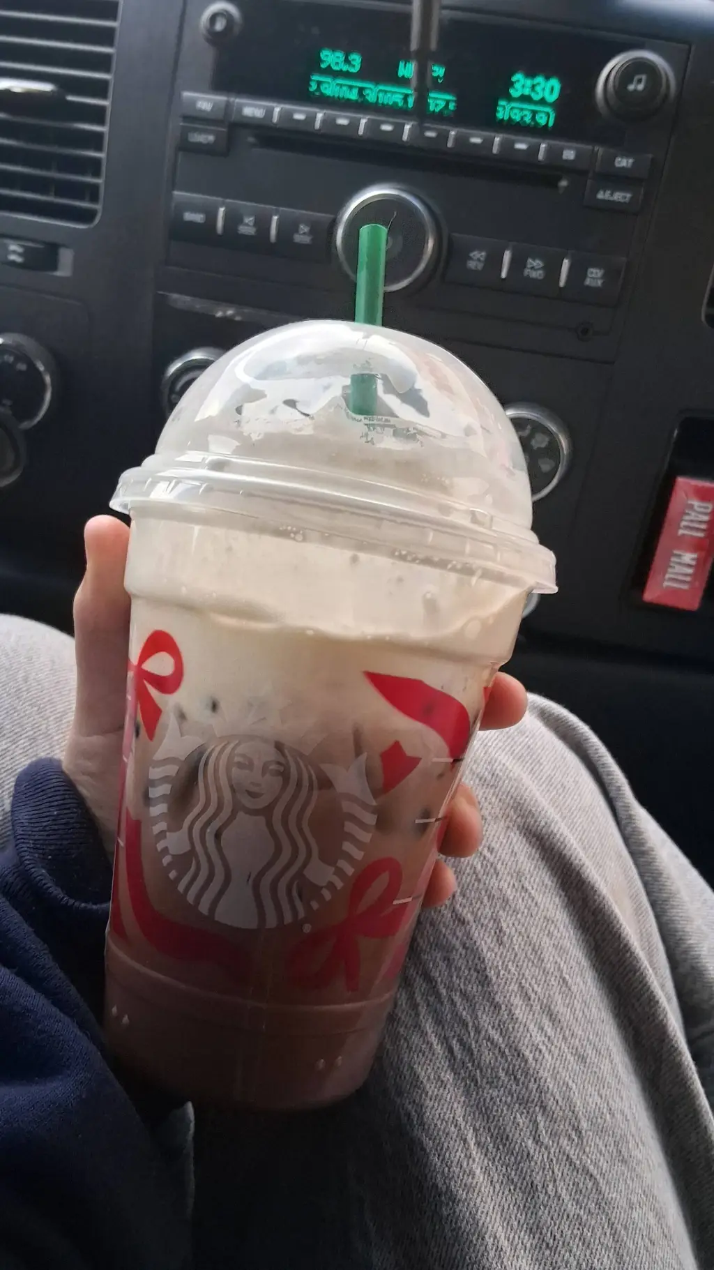 ai character: eddi background