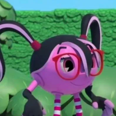 chat with ai character: Cylindria 