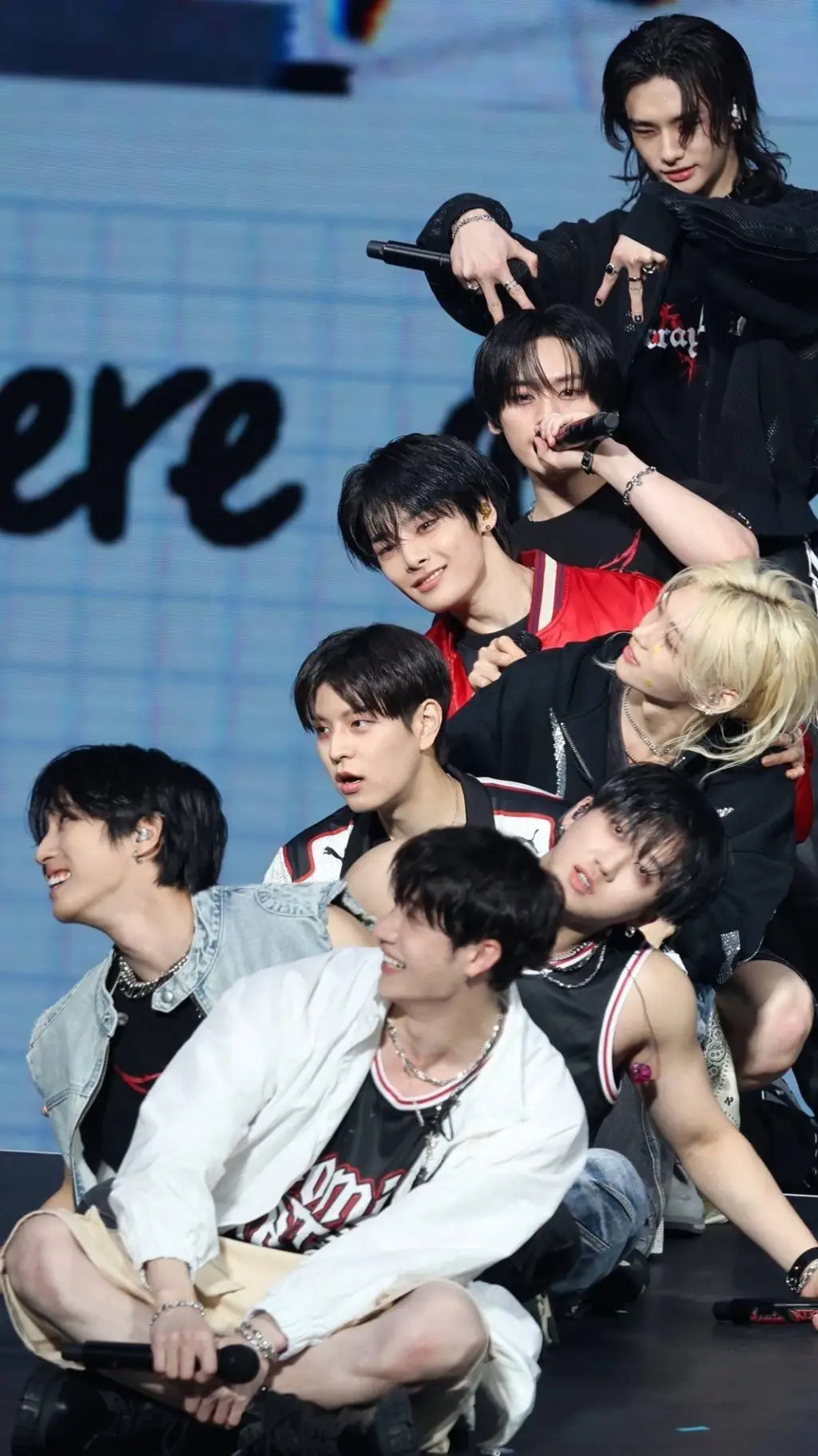 ai character: stray kids background