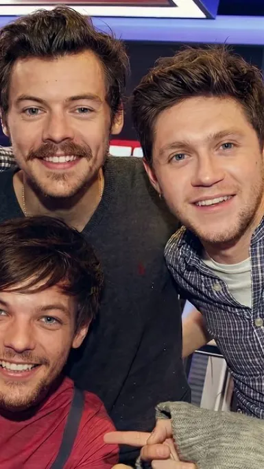 ai character: One Direction  background