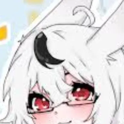 chat with ai character: 🤍Zuu🖤