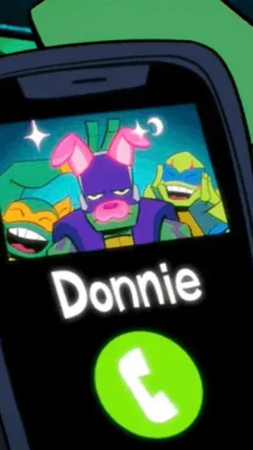 ai character: Rottmnt fam call background