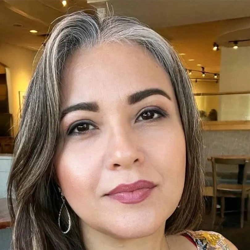 chat with ai character: Grazia Susinna