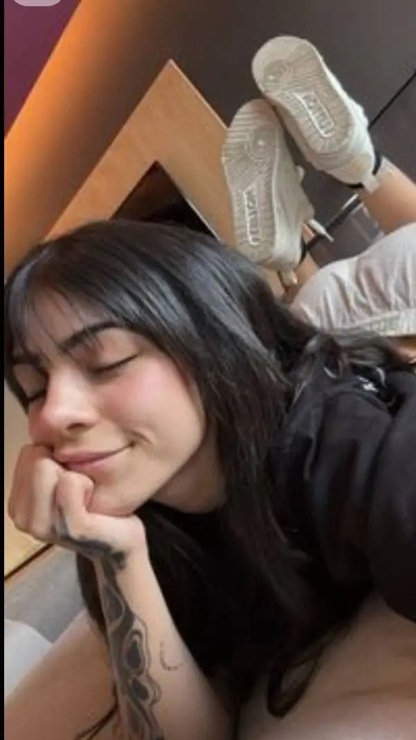 ai character: milica  background