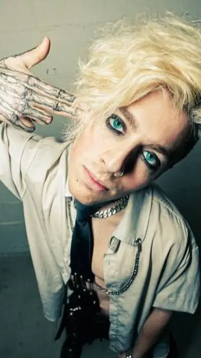 ai character: Evan TX2 background