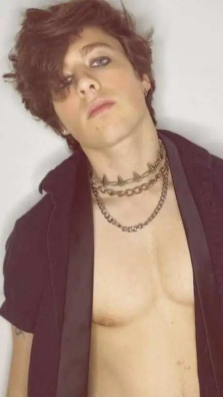 ai character: Evan TX2 background