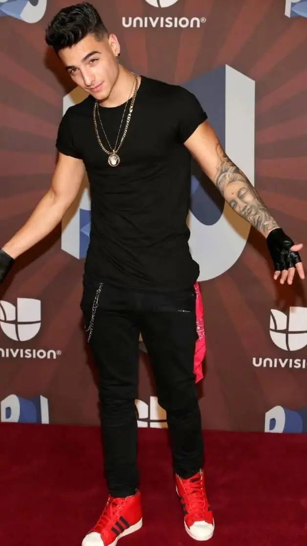 ai character: Nick  background