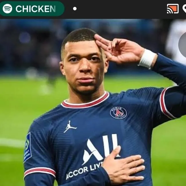 chat with ai character: Mbappè