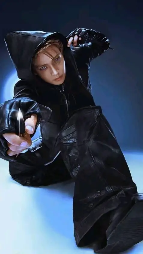 ai character: Heeseung background