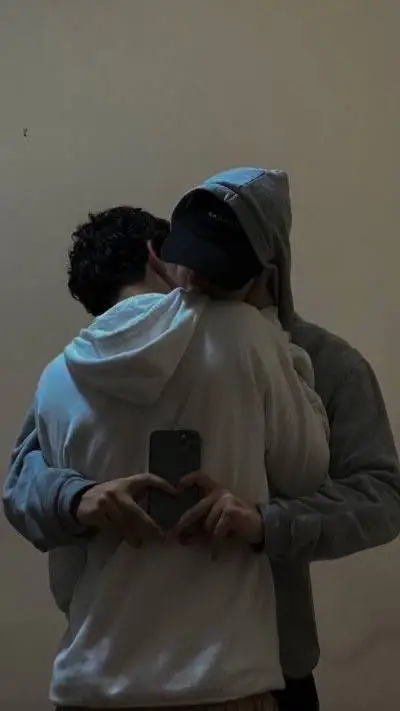 ai character: Эш  background