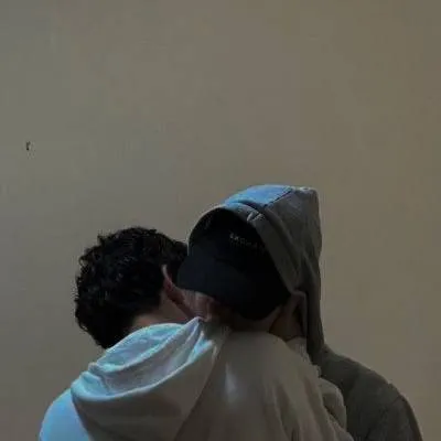 chat with ai character: Эш 