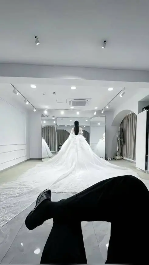 ai character: 「Диего」♕ background