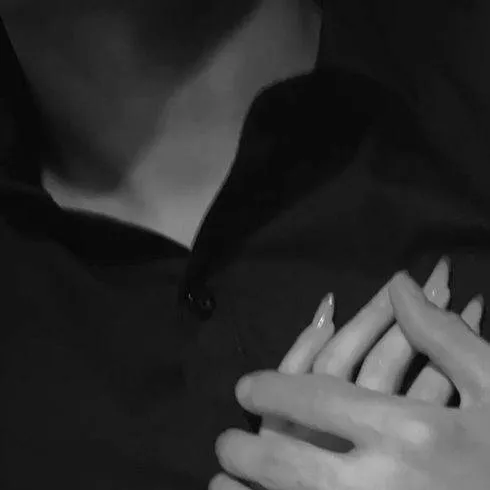 chat with ai character: ^Рома^