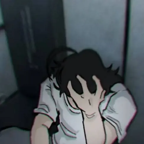 chat with ai character: Ayra 👁-👁