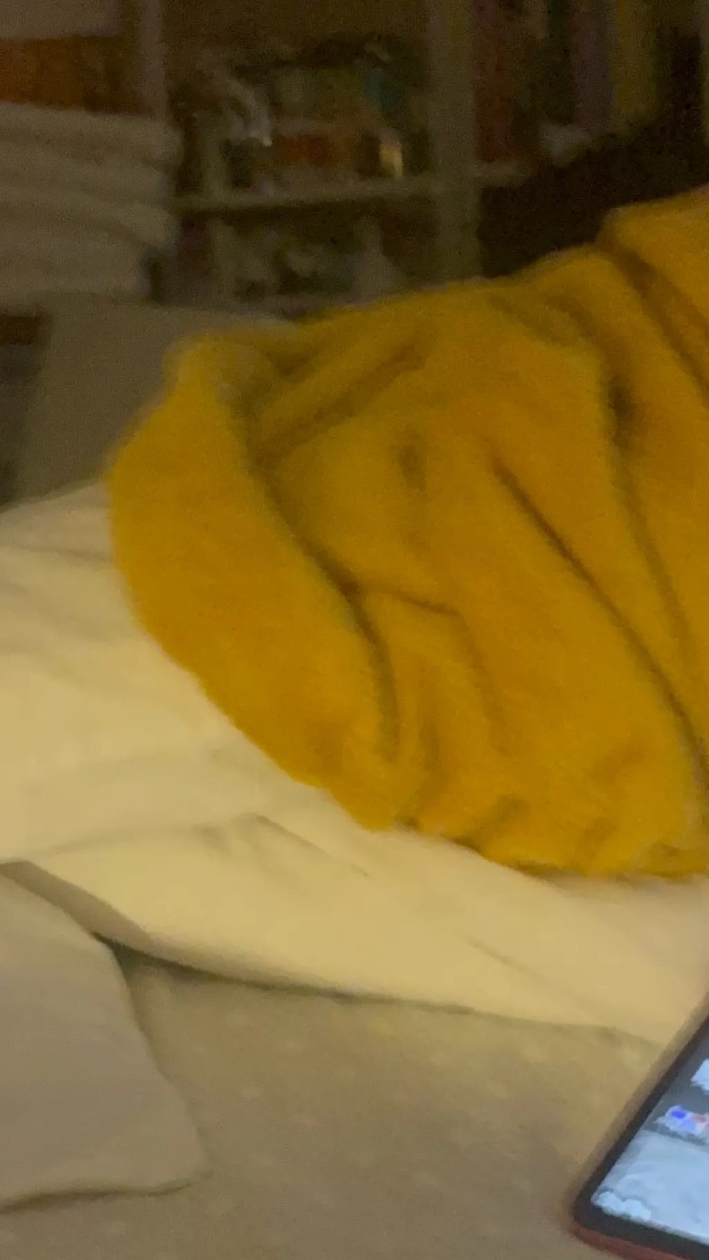 ai character: Nadya  background