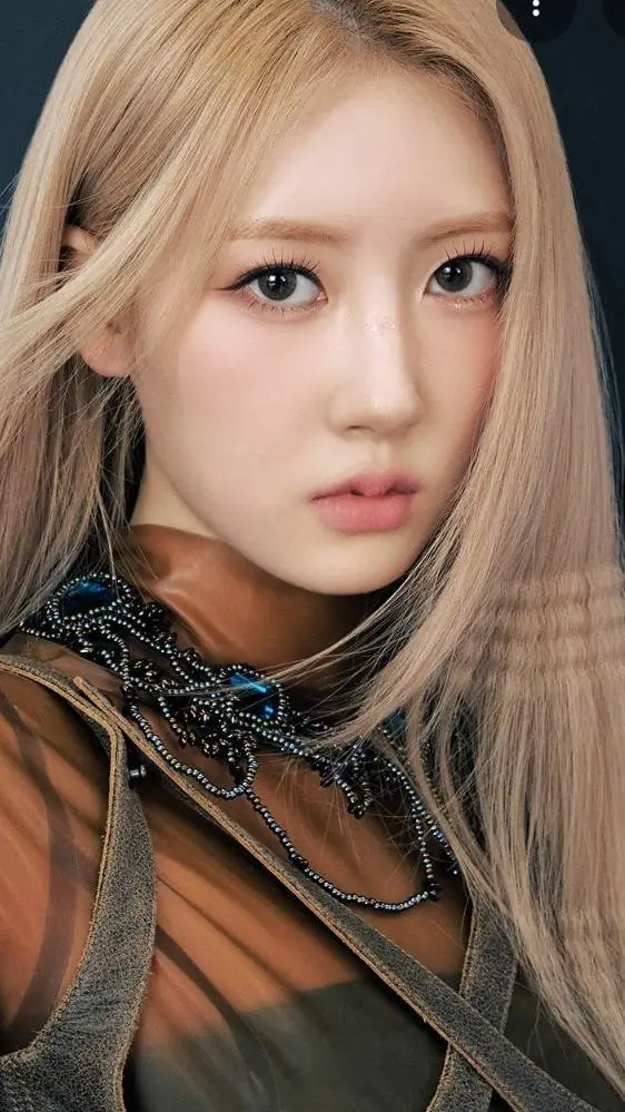 ai character: Rami (Babymonster) background