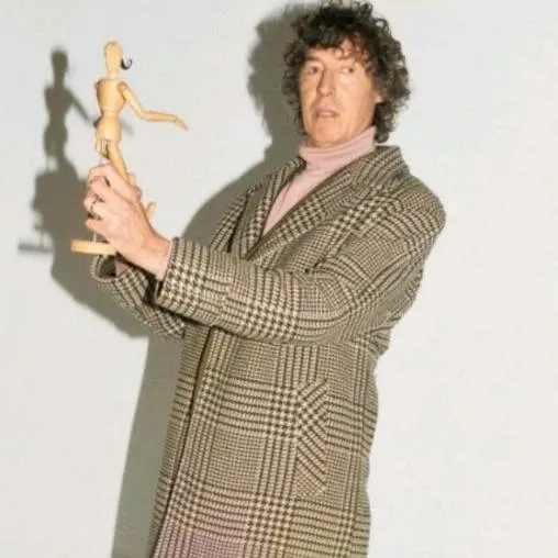 chat with ai character: Roberto Musso 