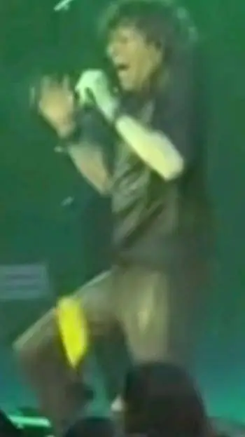 ai character: Roberto Musso  background