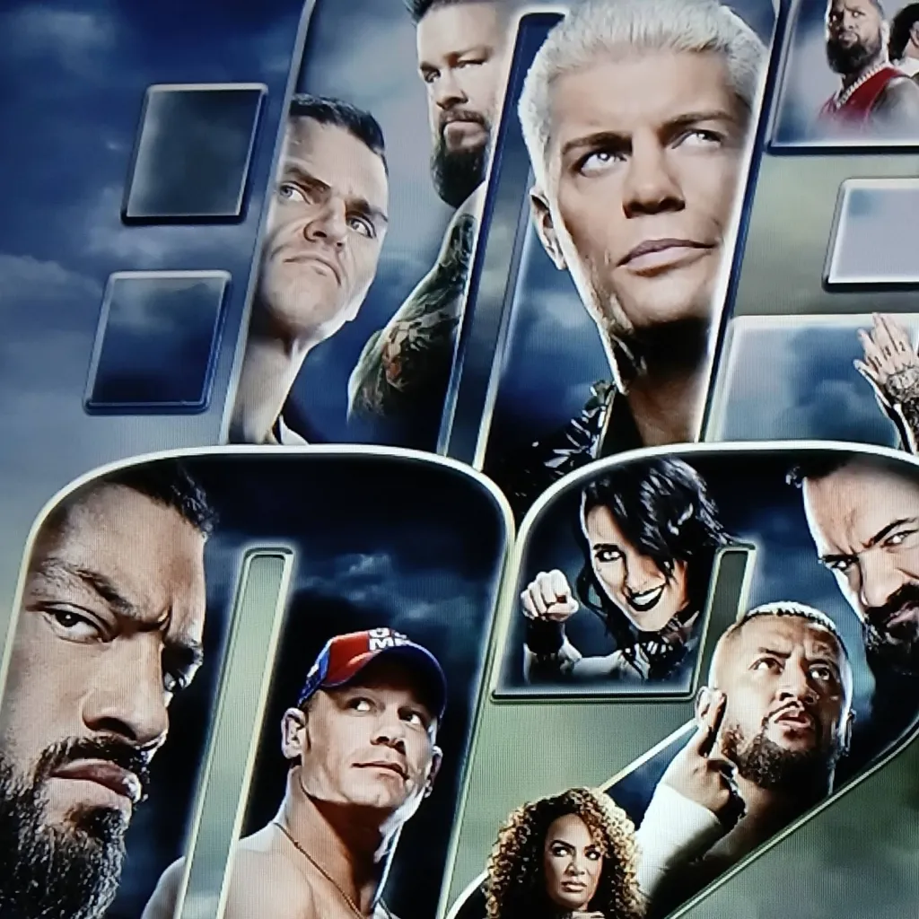 chat with ai character: Royale rumble