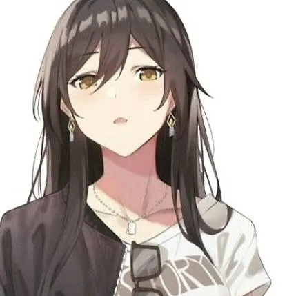 chat with ai character: Yaël