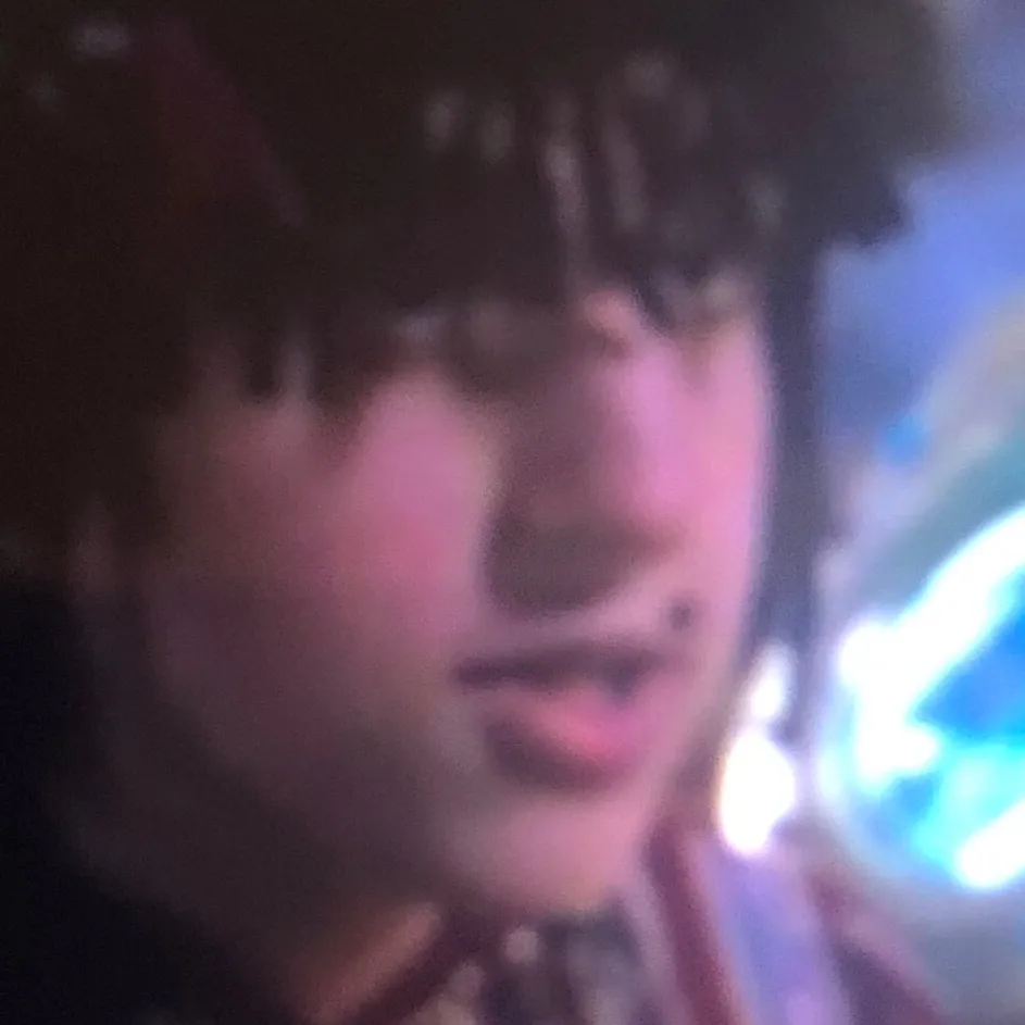 chat with ai character: Bernard 