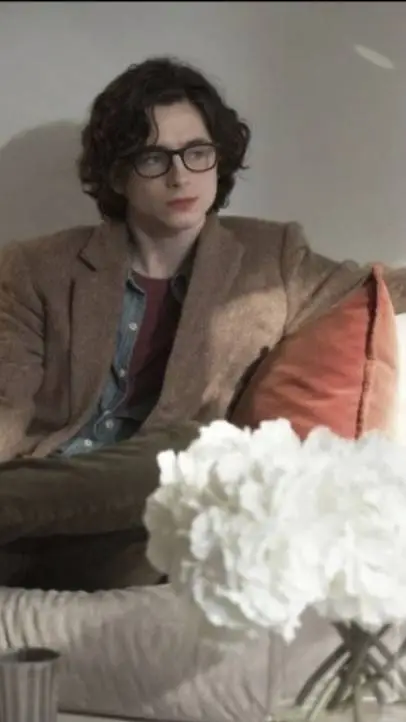 ai character: Елио background