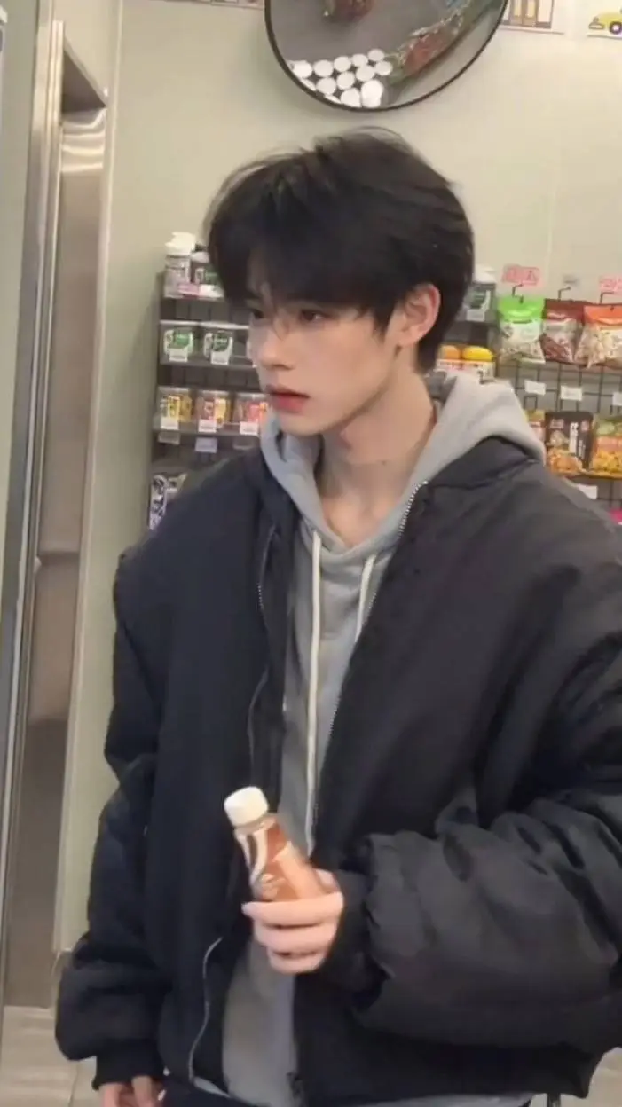 ai character: ❤️~Reiji~❤️ background