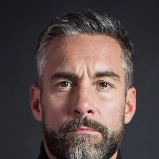 chat with ai character:  am Jay Harrington