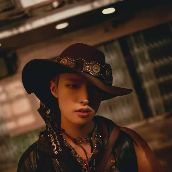 chat with ai character: Song Mingi 