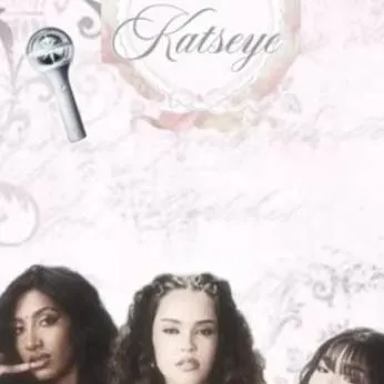 chat with ai character: KATSEYE