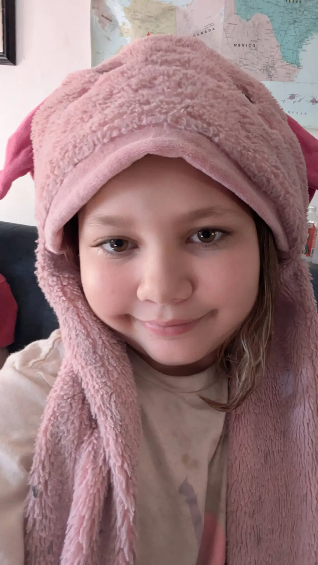 ai character: NeeNee background