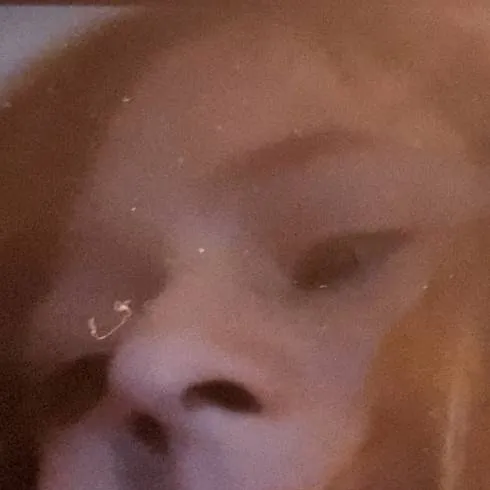 chat with ai character: Ella 