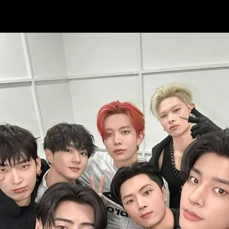 chat with ai character: ENHYPEN ♥